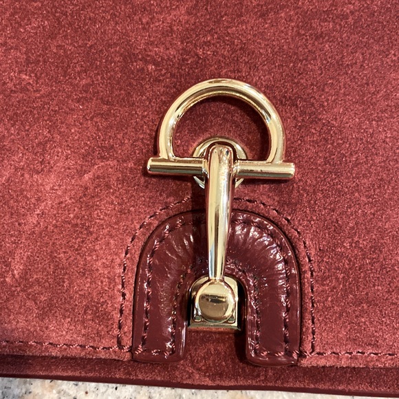 Talbots Suede clutch w/Gold Hardware - Picture 10 of 12